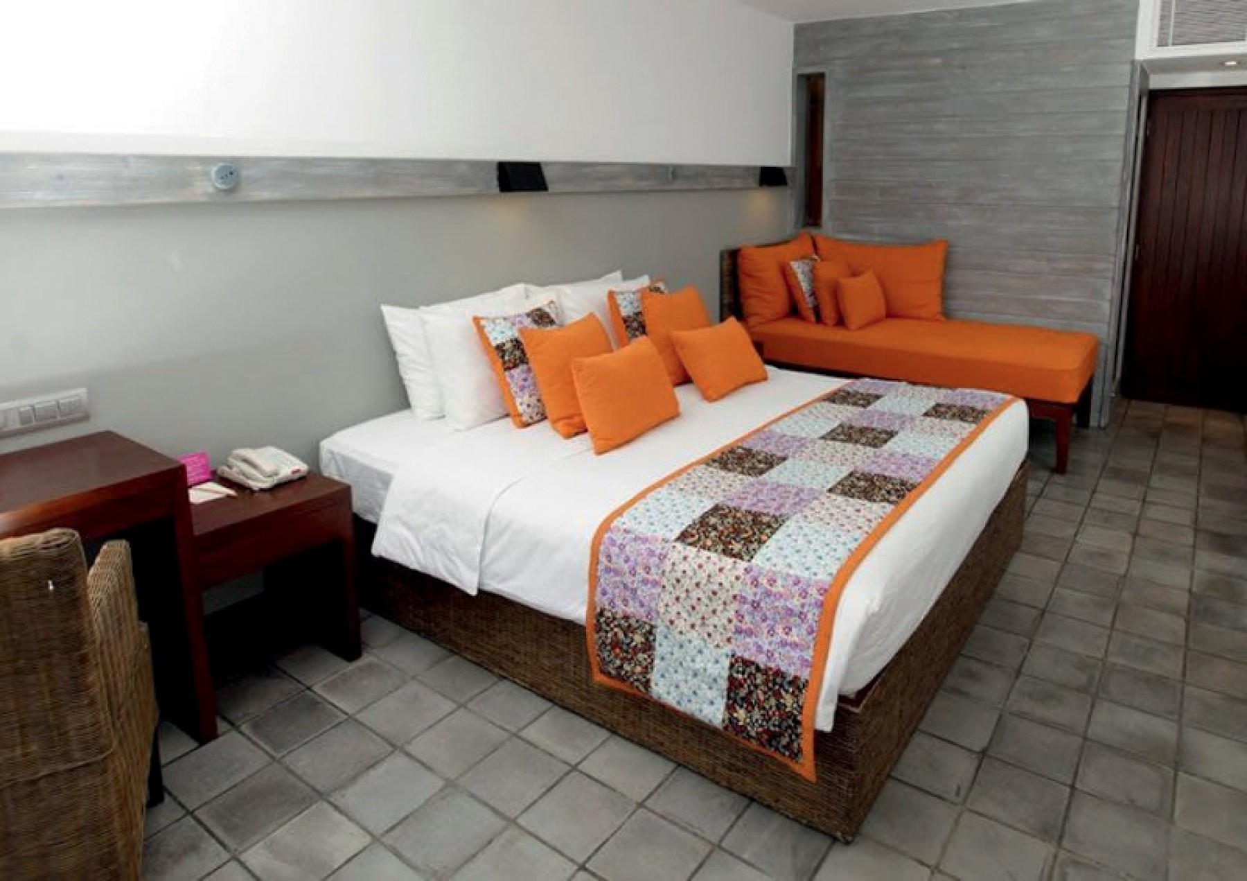 Hikka Tranz by Cinnamon